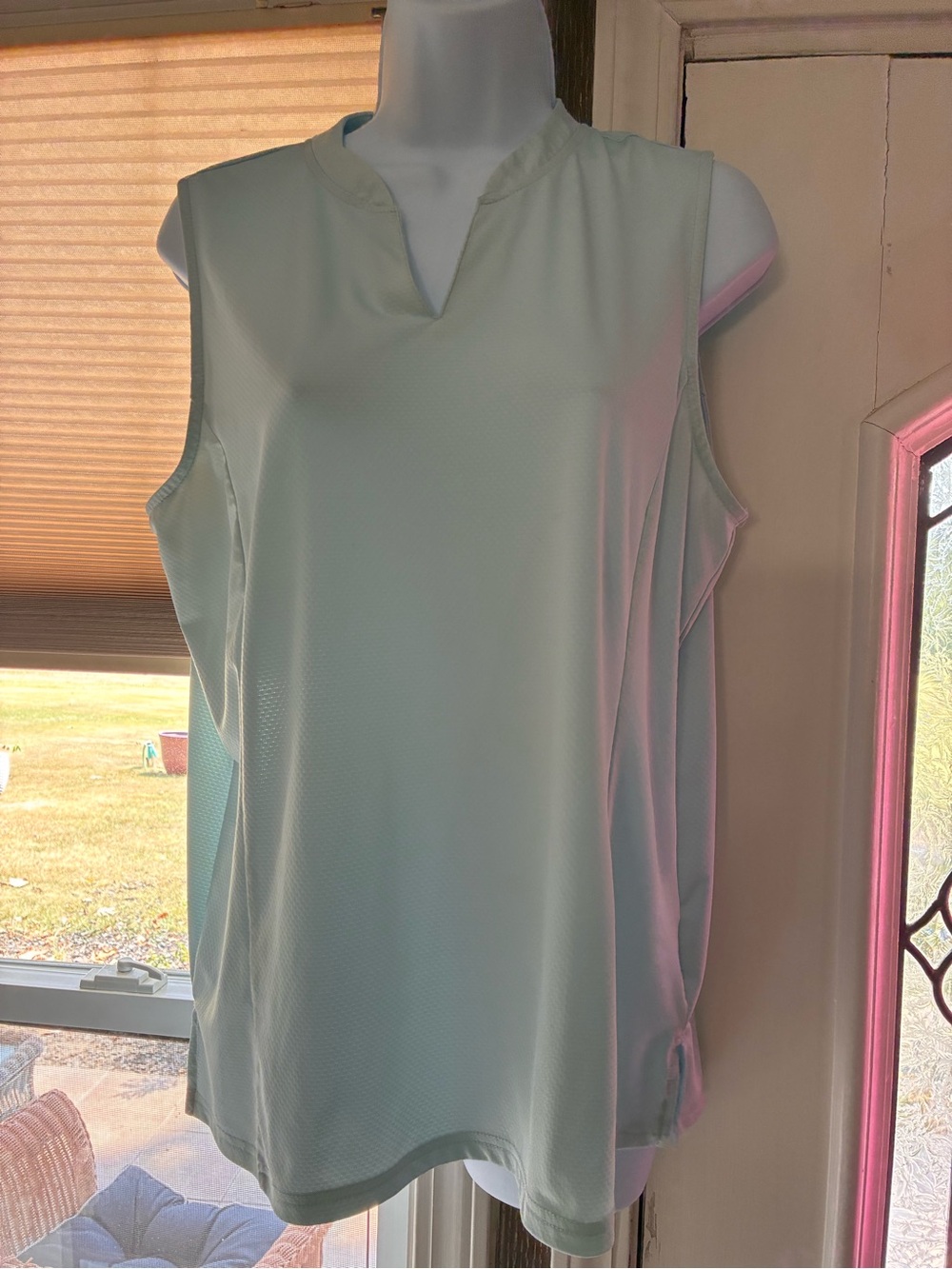 Women's light blue  Sleeveless V-Notch Tank Top size large